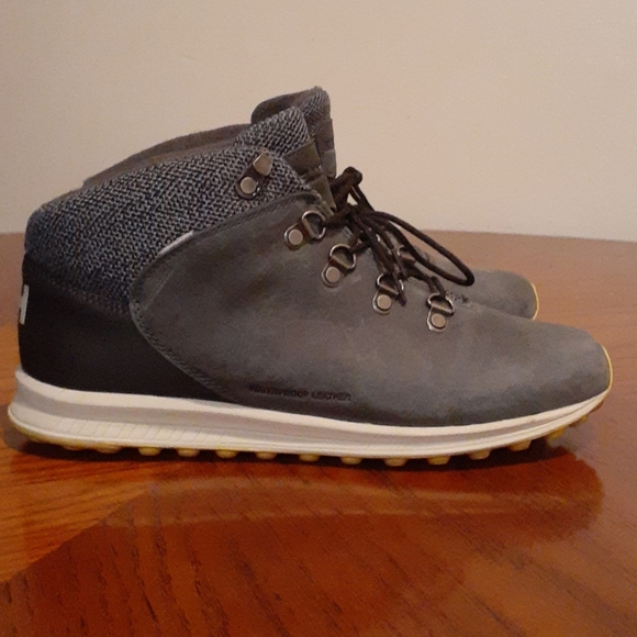 (H/H) Helly Hansen❄⛷🏂⛵Blue Suede Boots🗻 - Picture 4 of 7